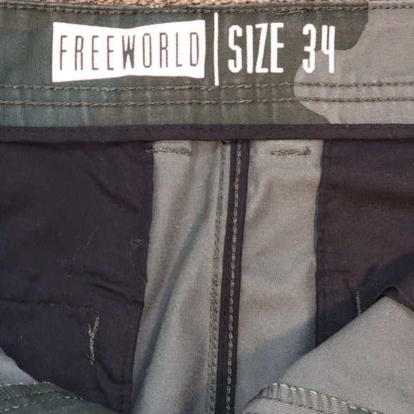 FREEWORLD camouflage shorts - Picture 3 of 4